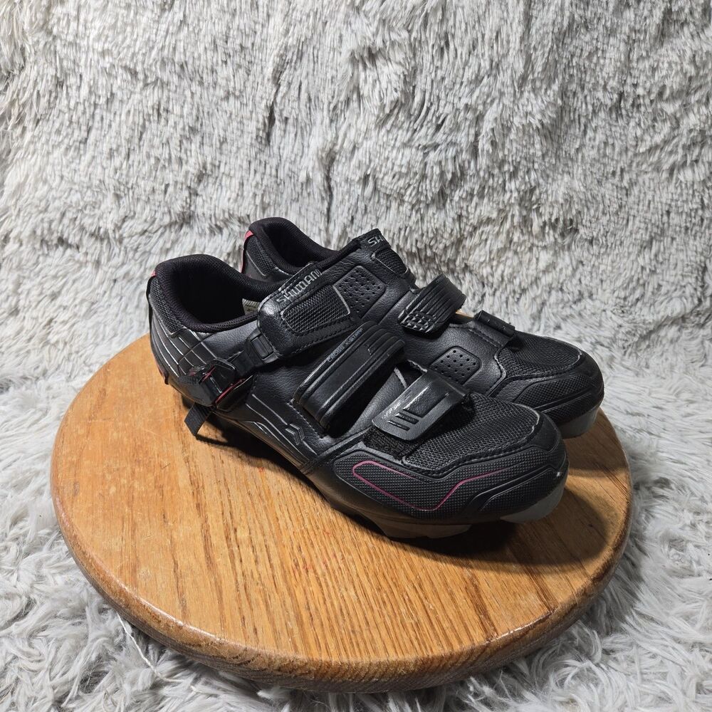 Shimano Cycling Shoe W/ Cleats Black & Pink Womens Size 9.5, EU 42 SH-WM83L